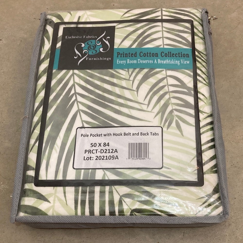 Printed tropical palm frond 84 inch  Cotton Curtain with Green Leaf Design nwt